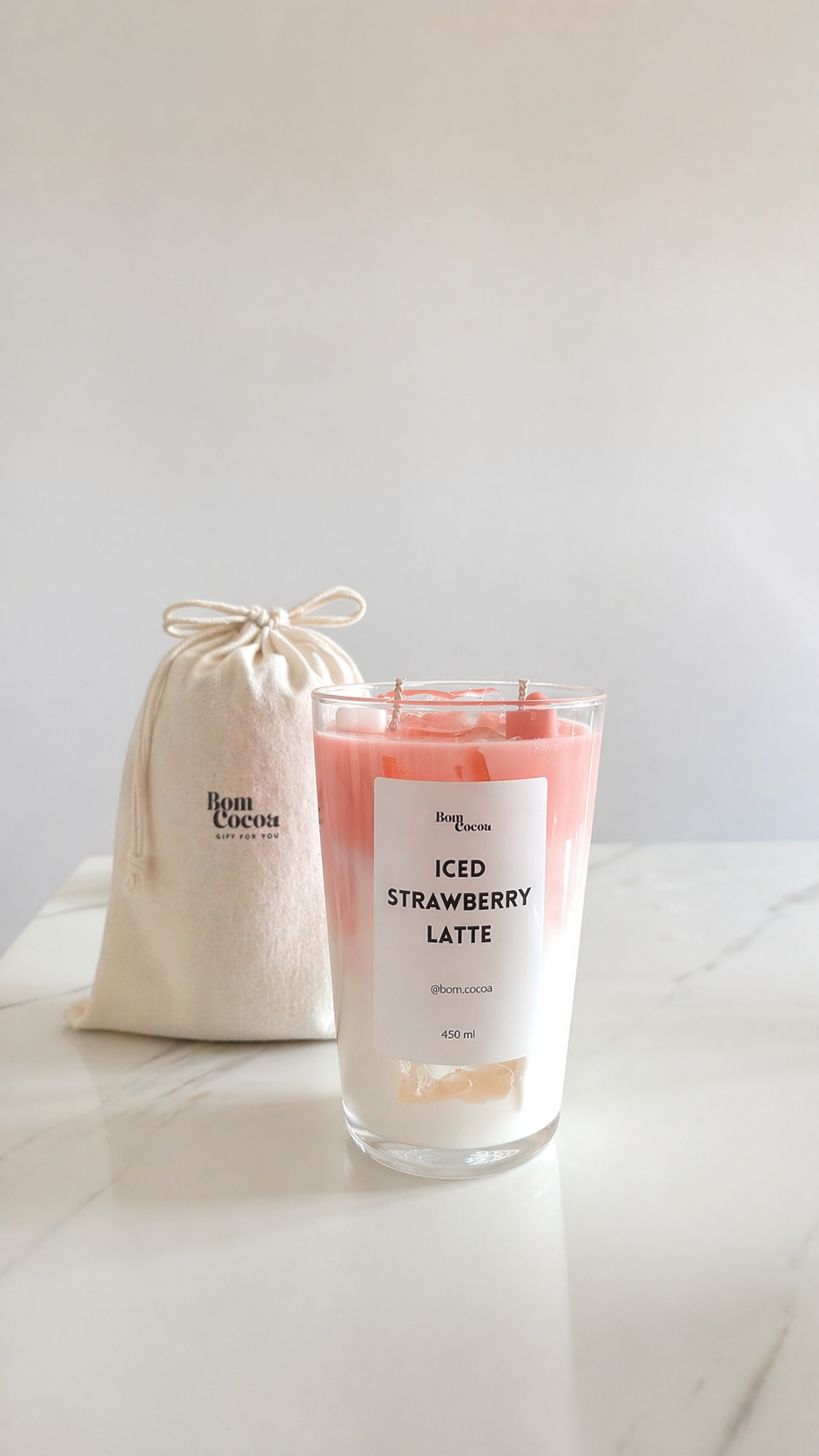 Iced Strawberry Latte • vela